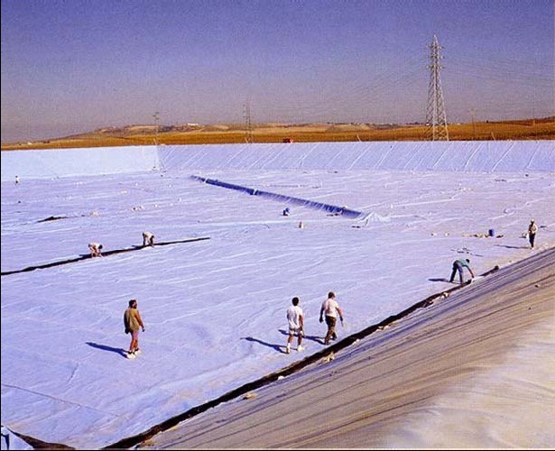 مزایای استفاده از ژئوممبرین HDPE یا ژئوممبران پلی اتیلنی با چگالی بالا